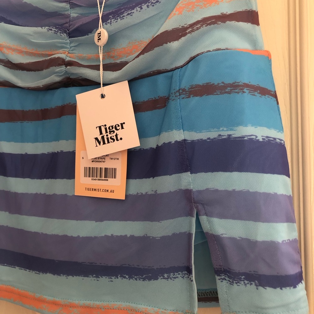 NWT Tiger Mist skort